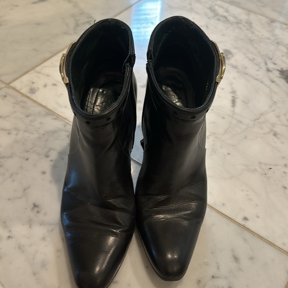 Gucci Ankle Booties size 7B good condition. - Picture 5 of 6